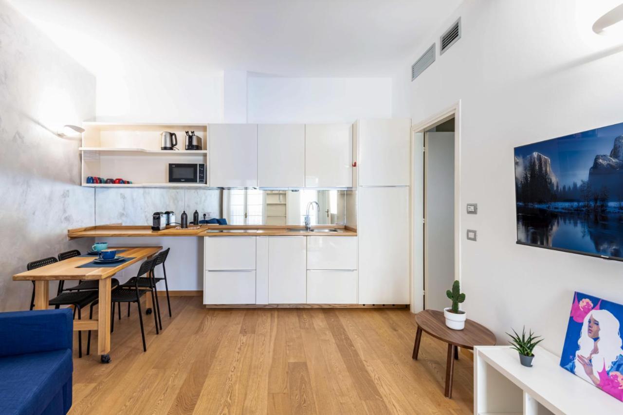 Easylife - Romantico Appartamento Sulla Darsena Milan Extérieur photo