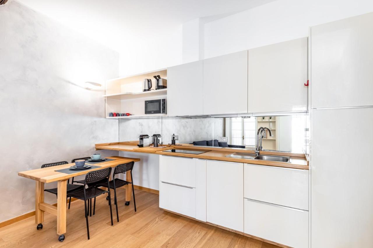 Easylife - Romantico Appartamento Sulla Darsena Milan Extérieur photo
